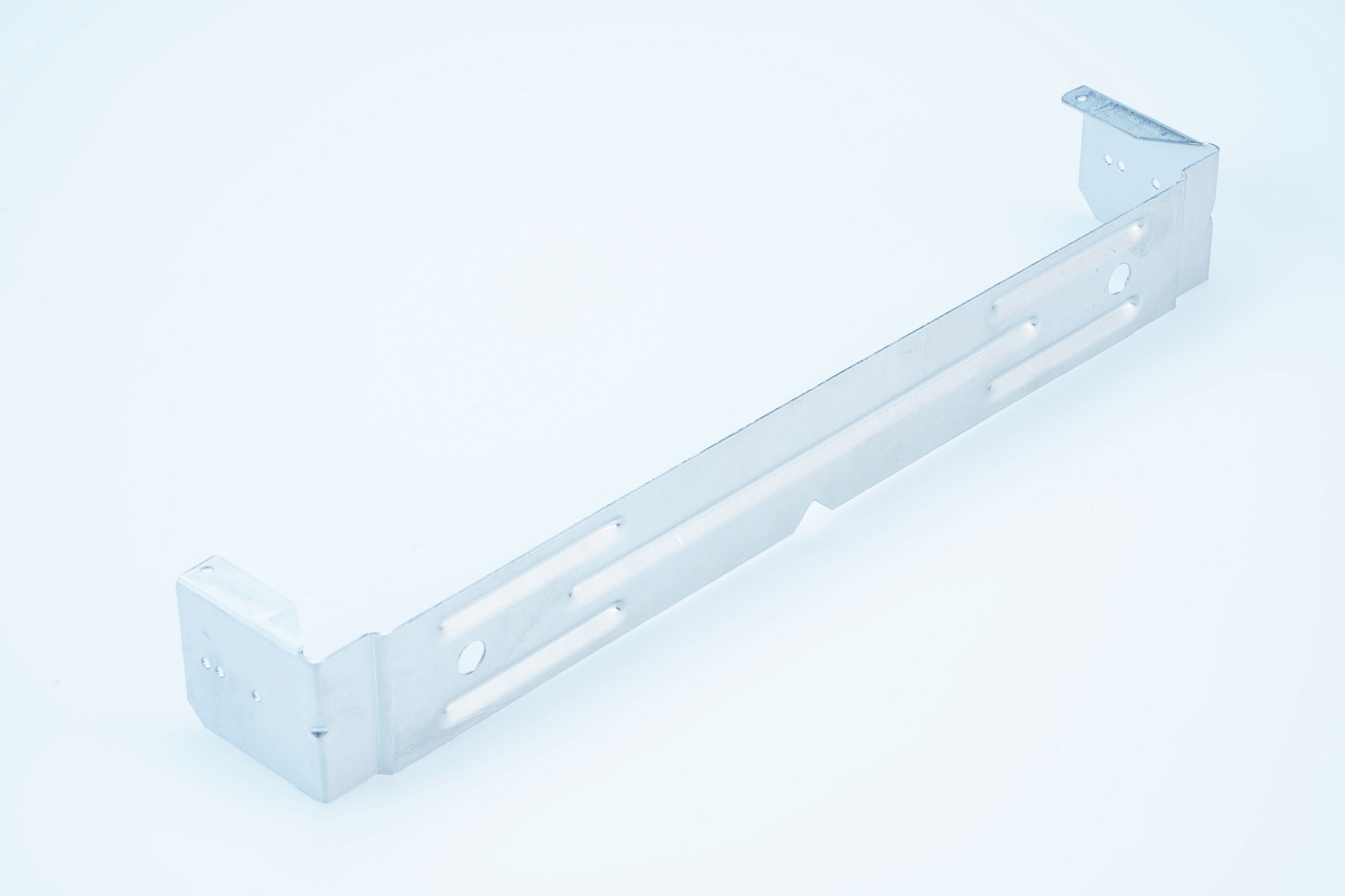 Whirlpool fixation 481240449602 pour hotte whirlpool stripebla90lx 208350704432 prf0100991a