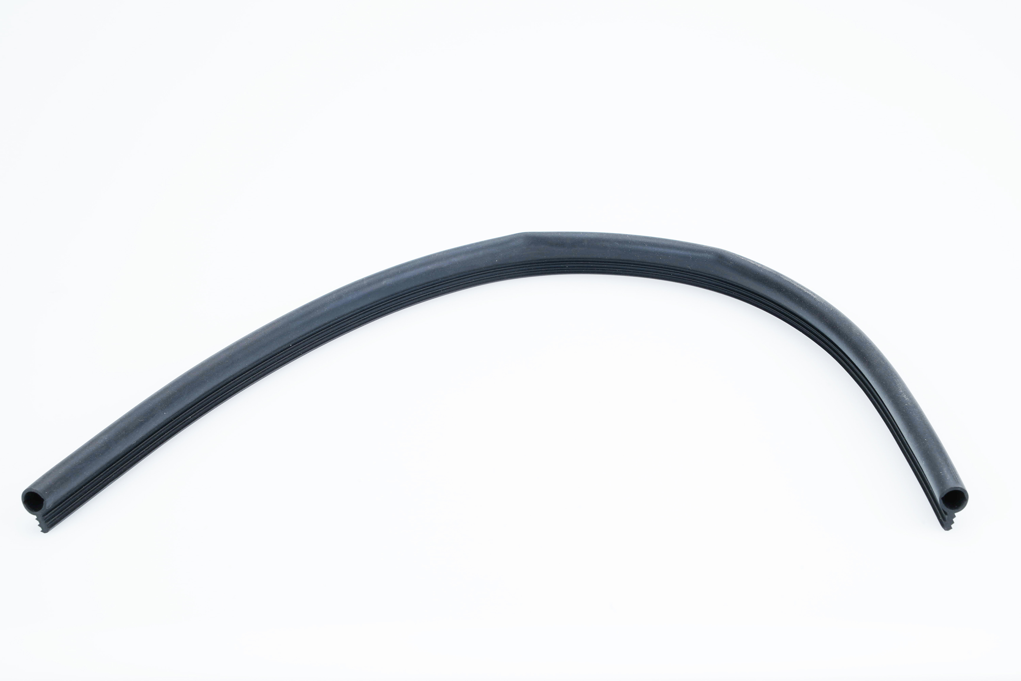 Continental edison joint de bas de porte 0530019394 pour lave-vaisselle continental edison celve1545s 550 030 436 610 732 000