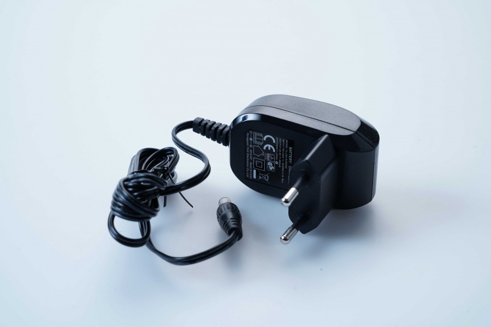 Hoover chargeur de batterie 48030205 pour robot de cuisine hoover