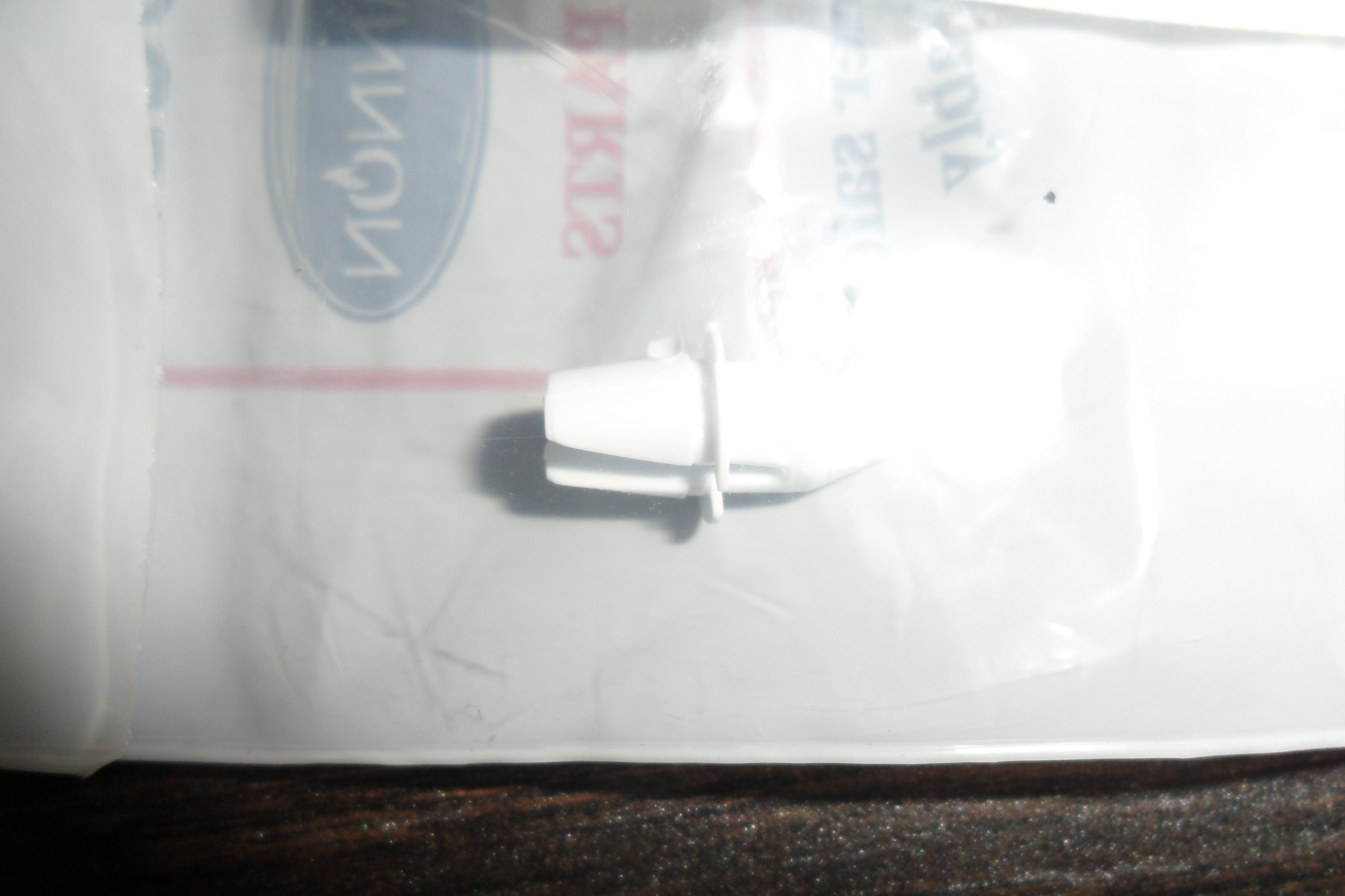 De dietrich pion fixation carte clavier 77x3740 pour four - cuisinière de dietrich ti1013b ti1013b1