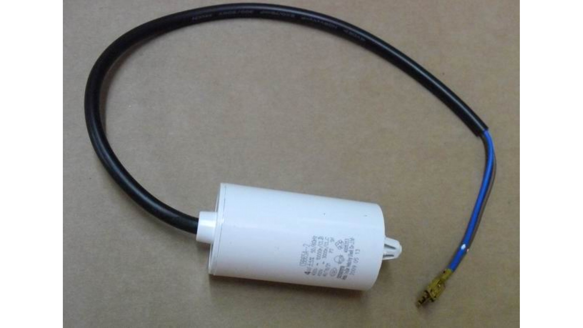 Beko condensateur 4121072986 pour congélateur beko cn136120