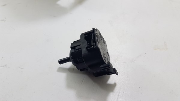 Bosch capteur de pression analogique 10009438 pour lave-linge bosch wat28619ff wat28619ff/01