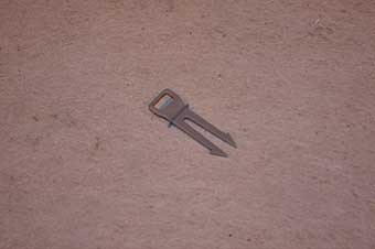 Hotpoint ariston crochet de porte 482000023045 pour lave-vaisselle hotpoint ariston lpe14-207ix 37655190900