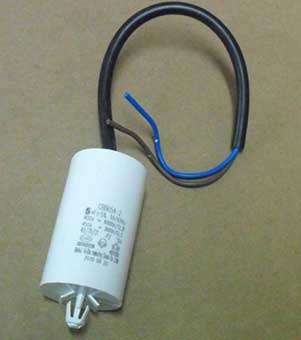 Whirlpool condensateur (5mf) 4121070186 pour réfrigérateur whirlpool nrf9510 (es5350)