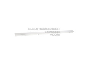 Profil de fixation pour tuyau d\'évacuation supérieur pour hotte 4055024170