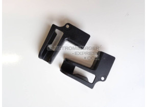 Taquet gauche d\'attache de charnière C00111671