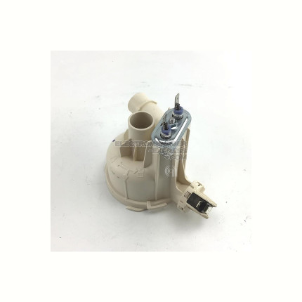 CAPOT DE POMPE AVEC ELEMENT CHAUFFANT 1200W