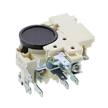 Dispositif de démarrage pour réfrigérateur avec bornier de protection moteur