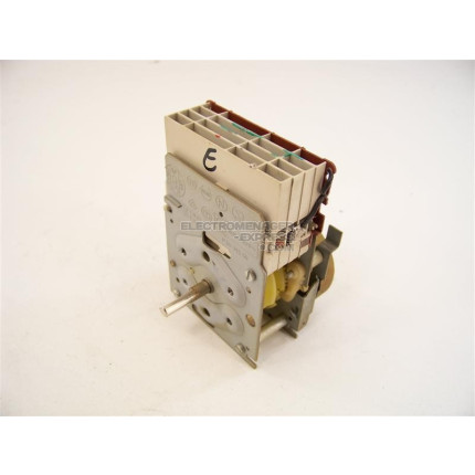 MÚCANISME D HORLOGERIE