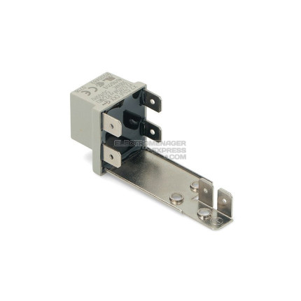Y8104153225-Q FILTRE ANTI-PARASITE 0,1UF+2X1500PF+2,2MOHM