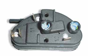 Whirlpool pressostat 481227128441 pour lave-linge whirlpool aquasense1400