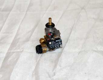 Scholtes robinet gaz rapide c00139445 pour plaques de cuisson scholtes ti622 a fra