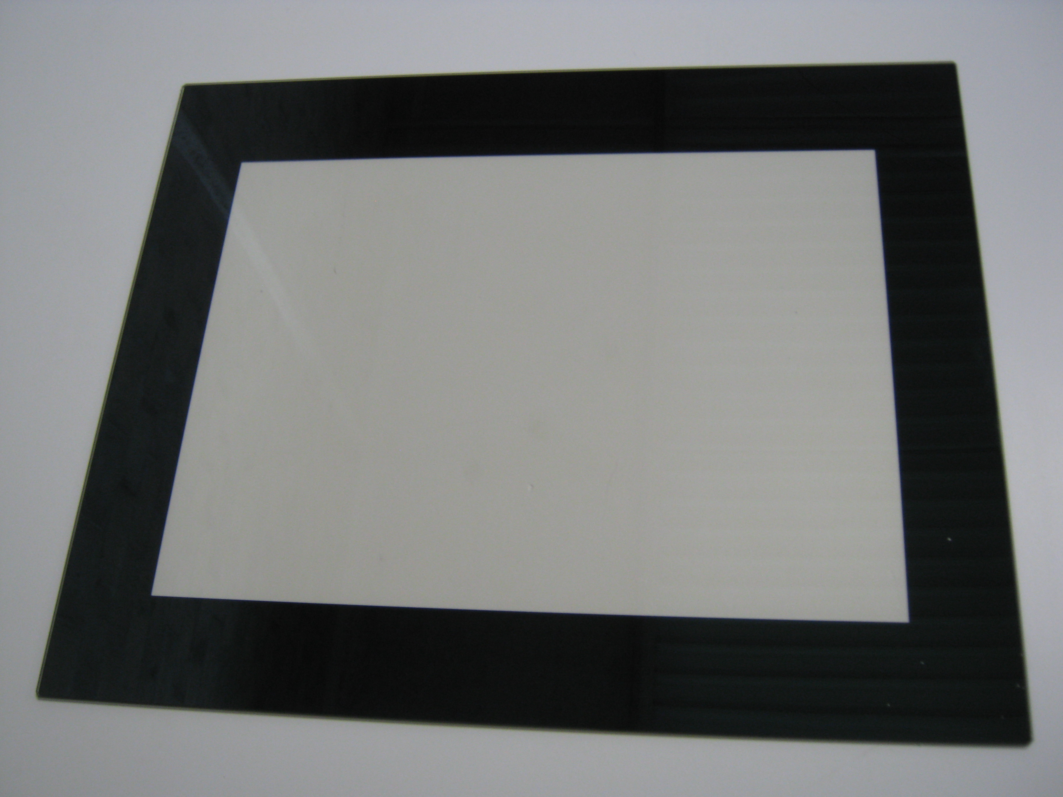 Whirlpool vitre intérieure pour porte (41.5cm x 49.5cm) 481245059838 pour four - cuisinière whirlpool akz136/ix