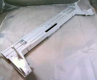 Indesit support de porte chauffe-plats c00117492 pour four - cuisinière indesit kn6e61a(w)/fr